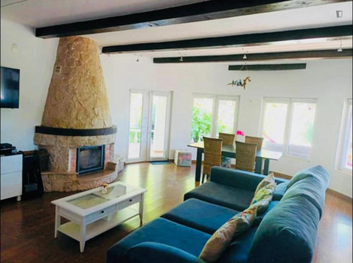 Amazing 3-bedroom flat with a swimming pool and a fantastic outdoor space - Gallery - 25