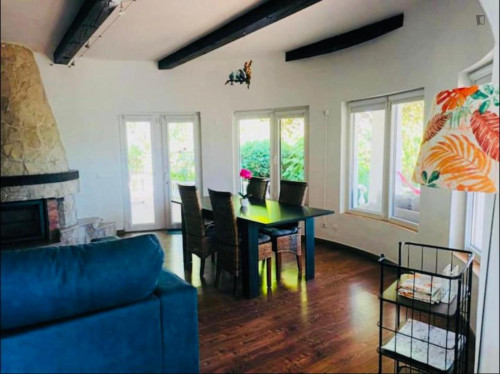 Amazing 3-bedroom flat with a swimming pool and a fantastic outdoor space - Gallery - 24