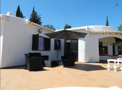 Amazing 3-bedroom flat with a swimming pool and a fantastic outdoor space - Gallery - 11
