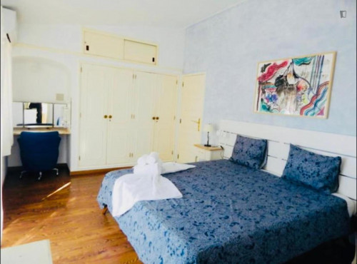 Amazing 3-bedroom flat with a swimming pool and a fantastic outdoor space - Gallery - 27