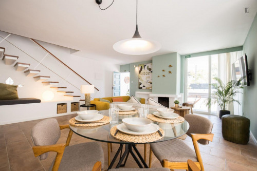 Double bedroom in 5-bedroom house - Gallery - 21