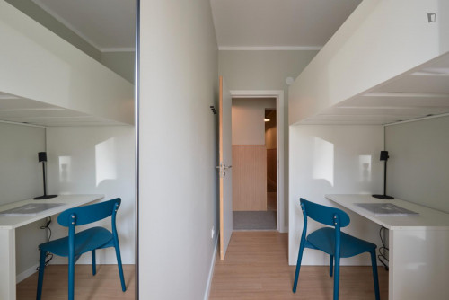 Cool single bedroom near Mercado de Arroios  - Gallery -  5