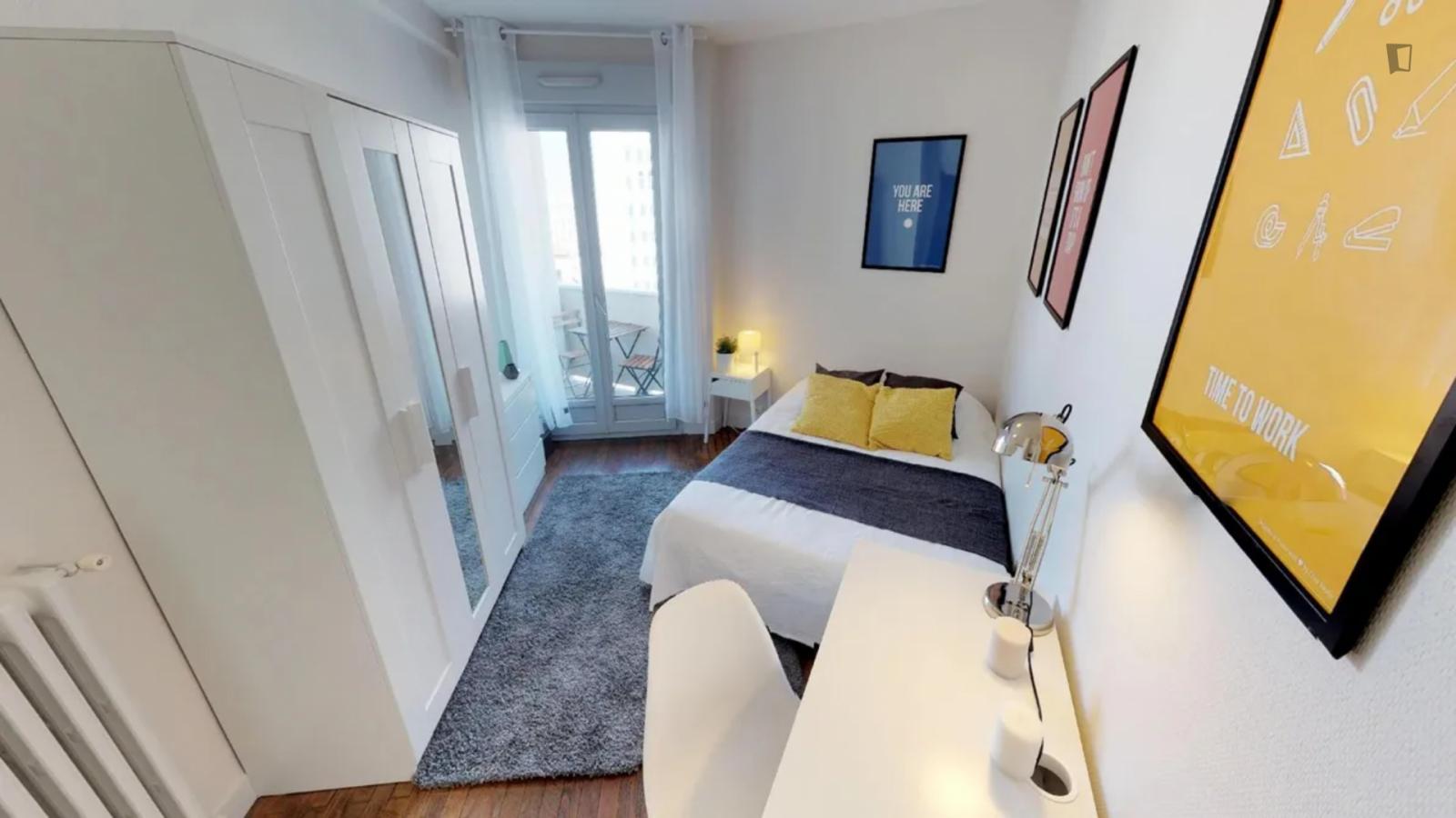 Comfy Double Bedroom Close To The Université Fédérale Toulouse Midi-Pyrénées - 1