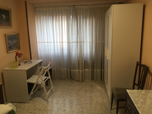 Inviting single bedroom in central Salamanca - Gallery - 12