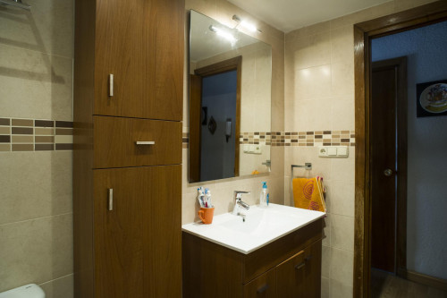 Inviting single bedroom in central Salamanca - Gallery - 11