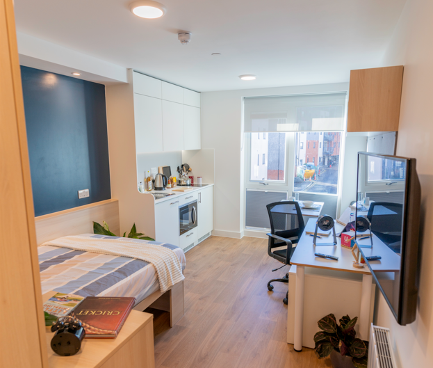  Premium Plus  -  Riverside House  - Gallery -  4