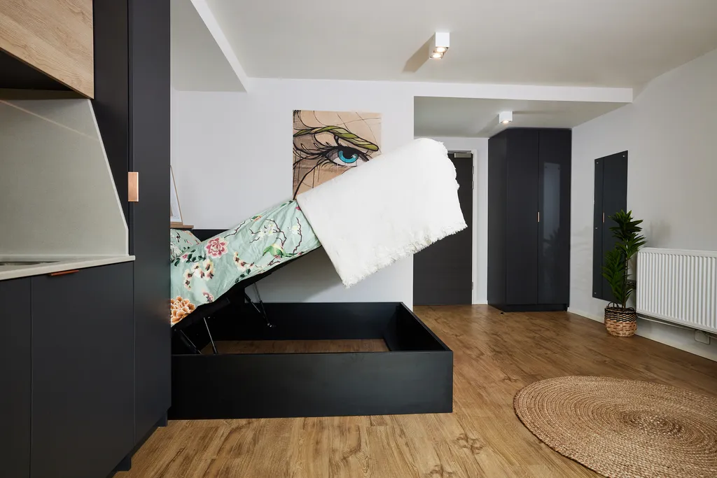  Premium  -  Pebble Mill  - Gallery -  4