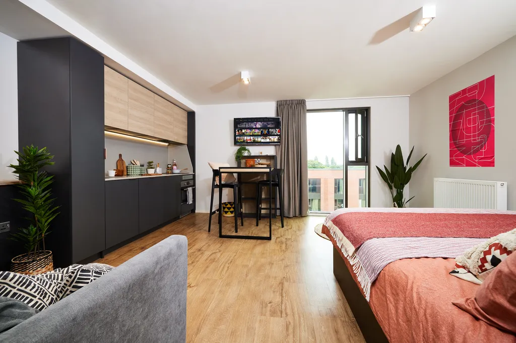  Deluxe  -  Pebble Mill  - Gallery -  1