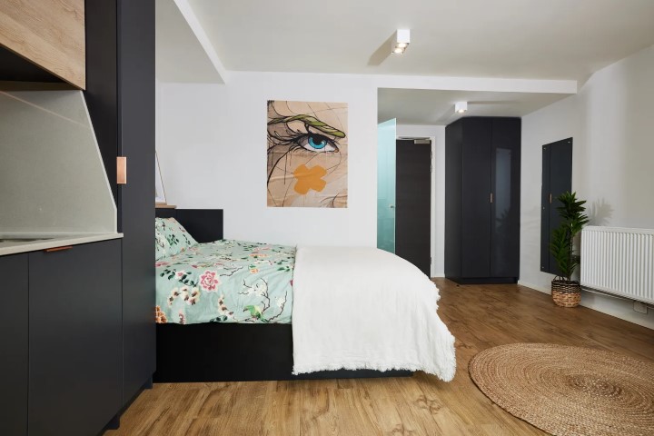  Accessible Room  -  Pebble Mill  - Gallery -  1