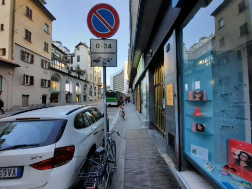 Elegant 3-bedroom apartment in Ticinese
