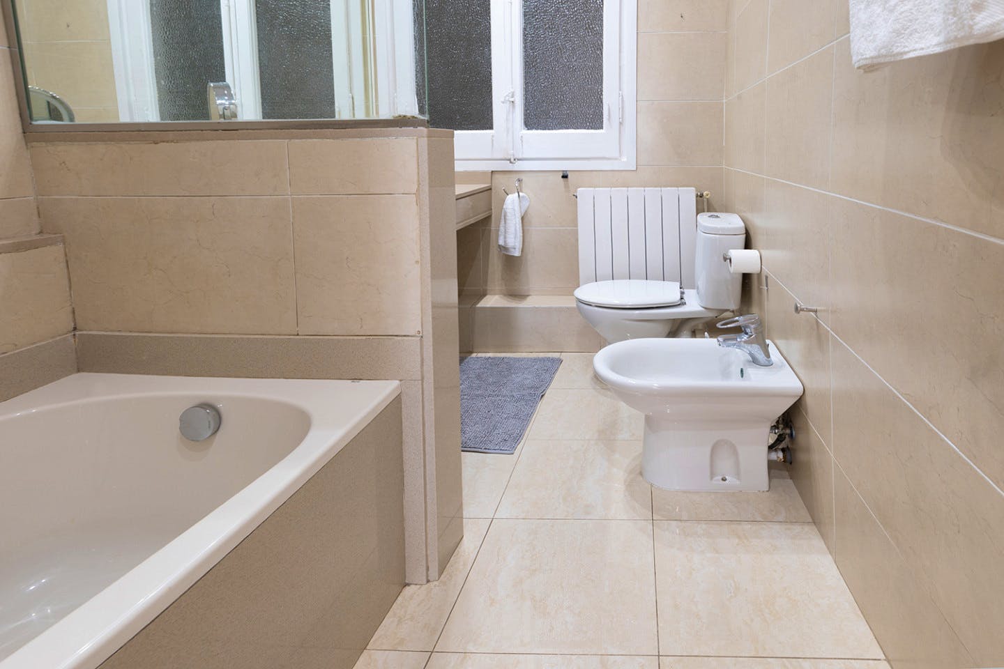  Bedroom 5  -  Luxurious Female Coliving in Sarria San Gervasi with City Views and Market Access  - Gallery -  10