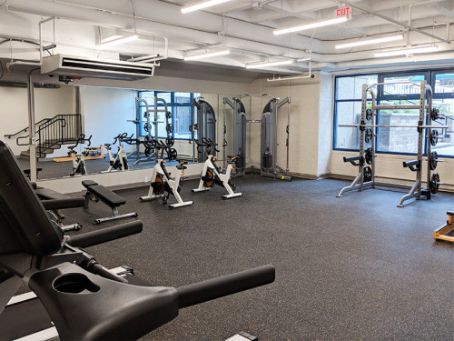 735 West - On-site Facilities