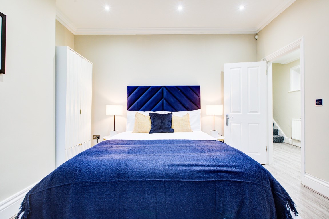  3 Bed Apartment  -  Battersea Park Apartments  - Gallery -  2