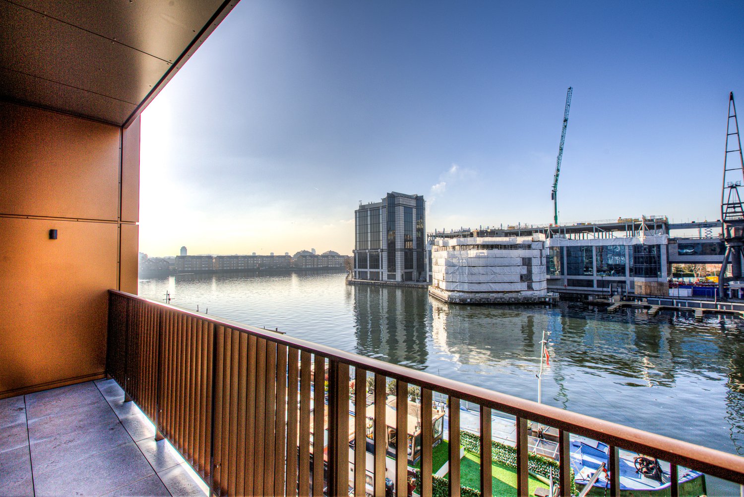 Canary Wharf Riverside