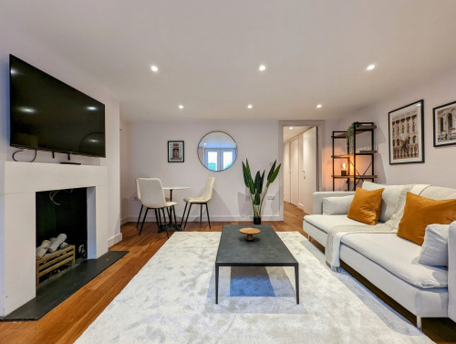 Blenheim Terrace - Communal Area