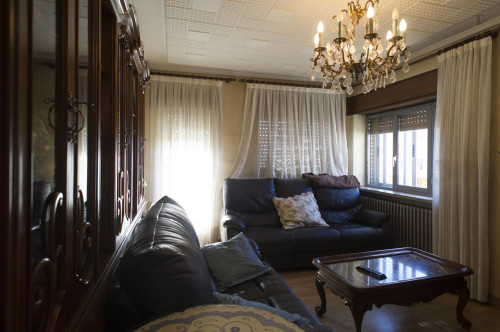 Nice single bedroom near Parque de los Jesuitas - Gallery - 14