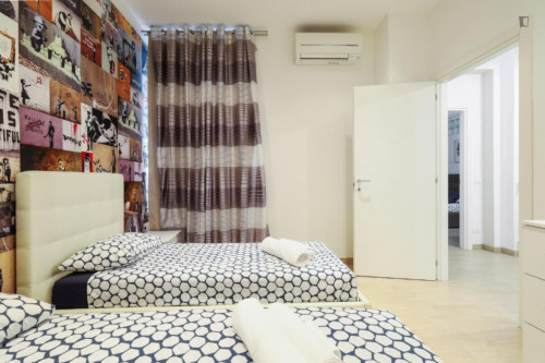 Cosy 3-Bedroom apartment near City Center / Large Size