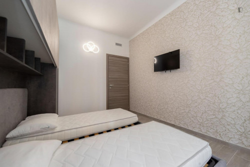 Appealing 3-bedroom flat close to Center and Universities - Gallery - 12