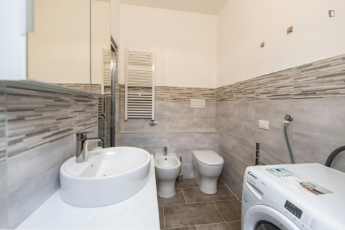 Appealing 3-bedroom flat close to Center and Universities - Gallery - 18