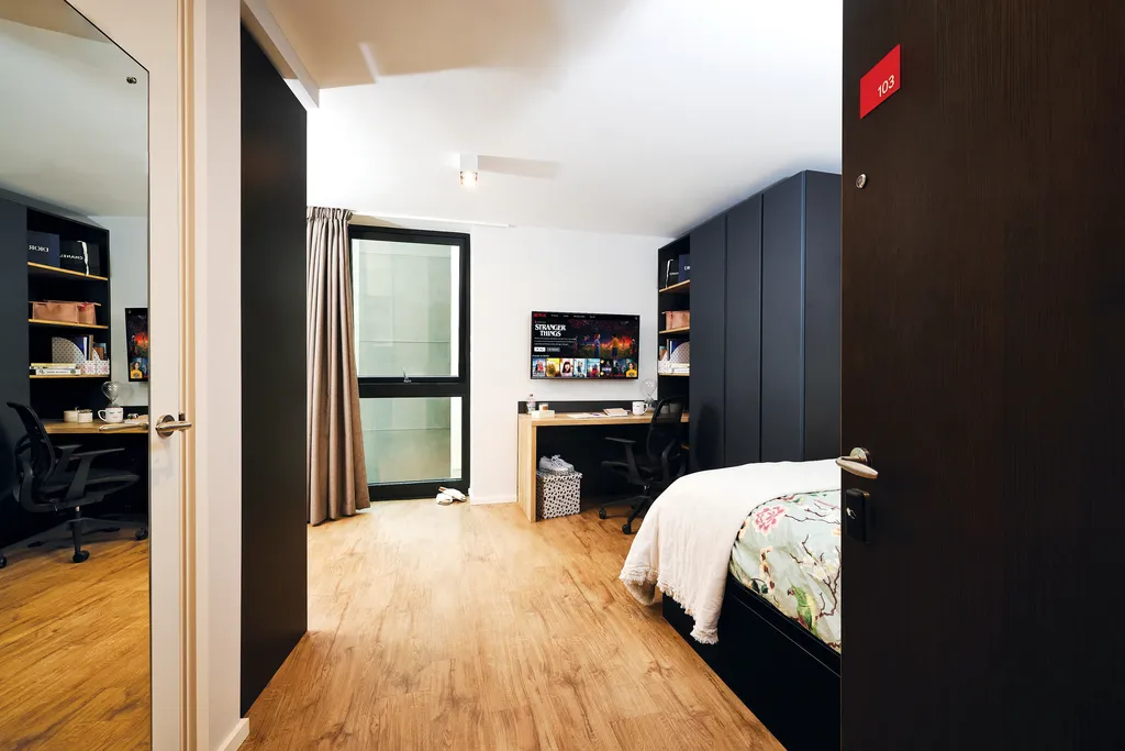  Classic Studio  -  Portland Crescent  - Gallery -  6