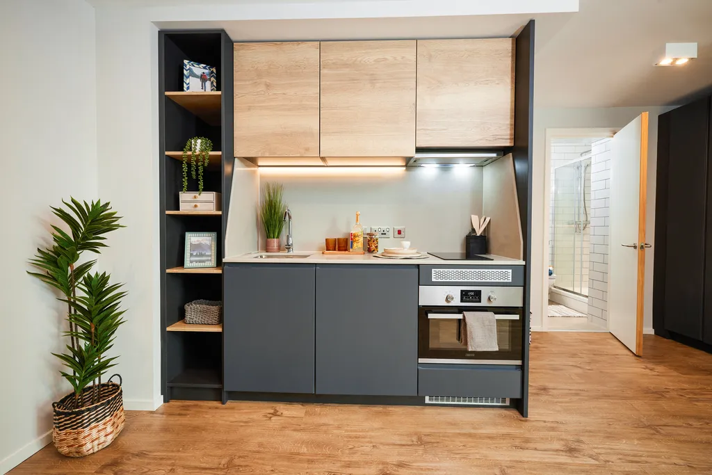 Classic Plus Studio - Portland Crescent - Gallery - 14