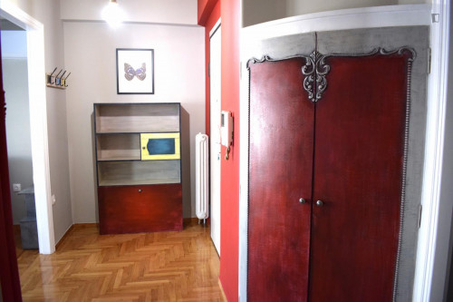 Lovely 2-bedroom apartment near National Archaeological Museum