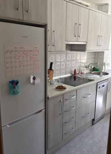 Single bedroom in 3-bedroom apartment with AC - Gallery - 15