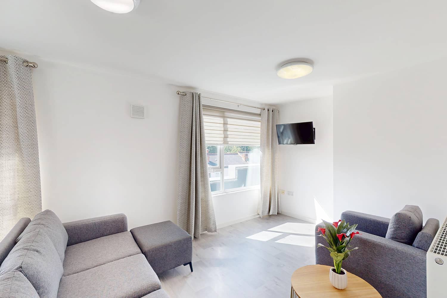  2 Bed Flat  -  Metchley Hall  - Gallery -  7