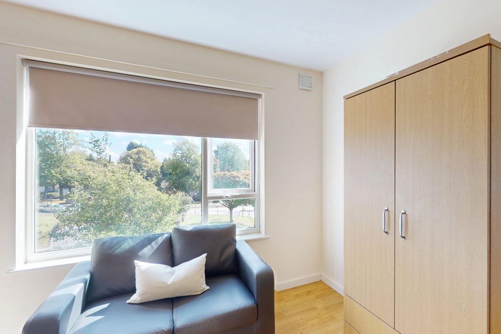  1 Bed Flat  -  Metchley Hall  - Gallery -  4
