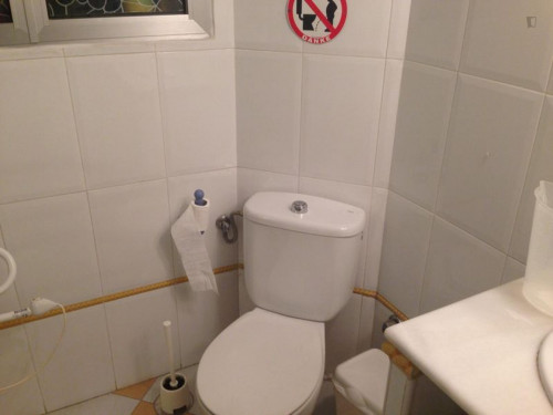 Double ensuite bedroom in proximity of Universidad de Sevilla - Gallery - 7