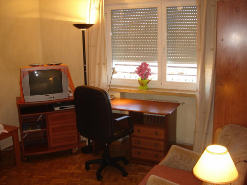 Cool double bedroom in Salamanca