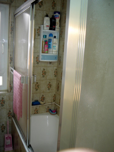 Comfy double bedroom next to the Faculty of Economics and Business - Gallery - 14