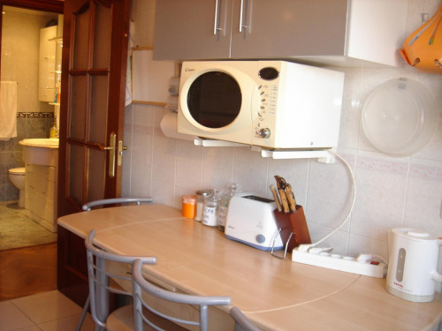Welcoming double bedroom in Barrio del Oeste - Gallery - 22