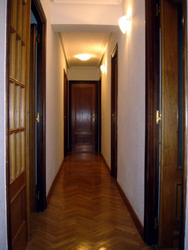 Luminous double ensuite bedroom next to the Monterrey's palace