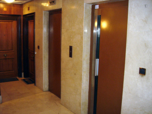 Luminous double ensuite bedroom next to the Monterrey's palace