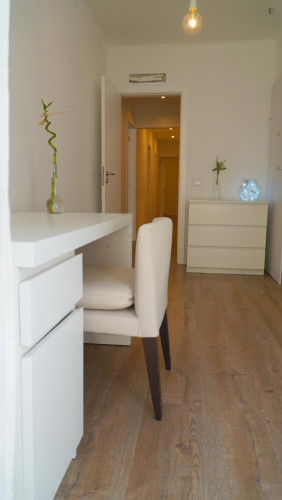 Charming 3-bedroom flat in downtown Lisbon - Gallery - 11