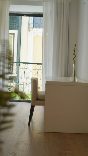 Charming 3-bedroom flat in downtown Lisbon - Gallery - 13