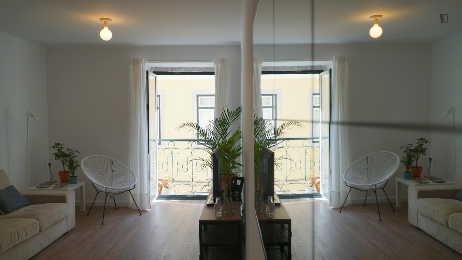 Charming 3-Bedroom Flat In Downtown Lisbon - 1