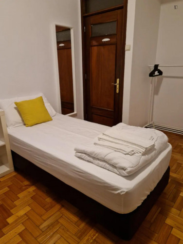 Cozy single Bedroom close to Casa da Música - Gallery - 18