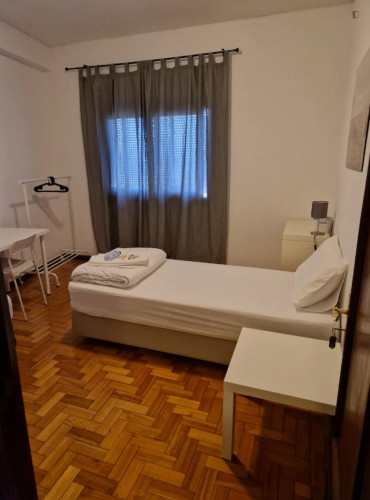 Cozy single Bedroom close to Casa da Música - Gallery - 11