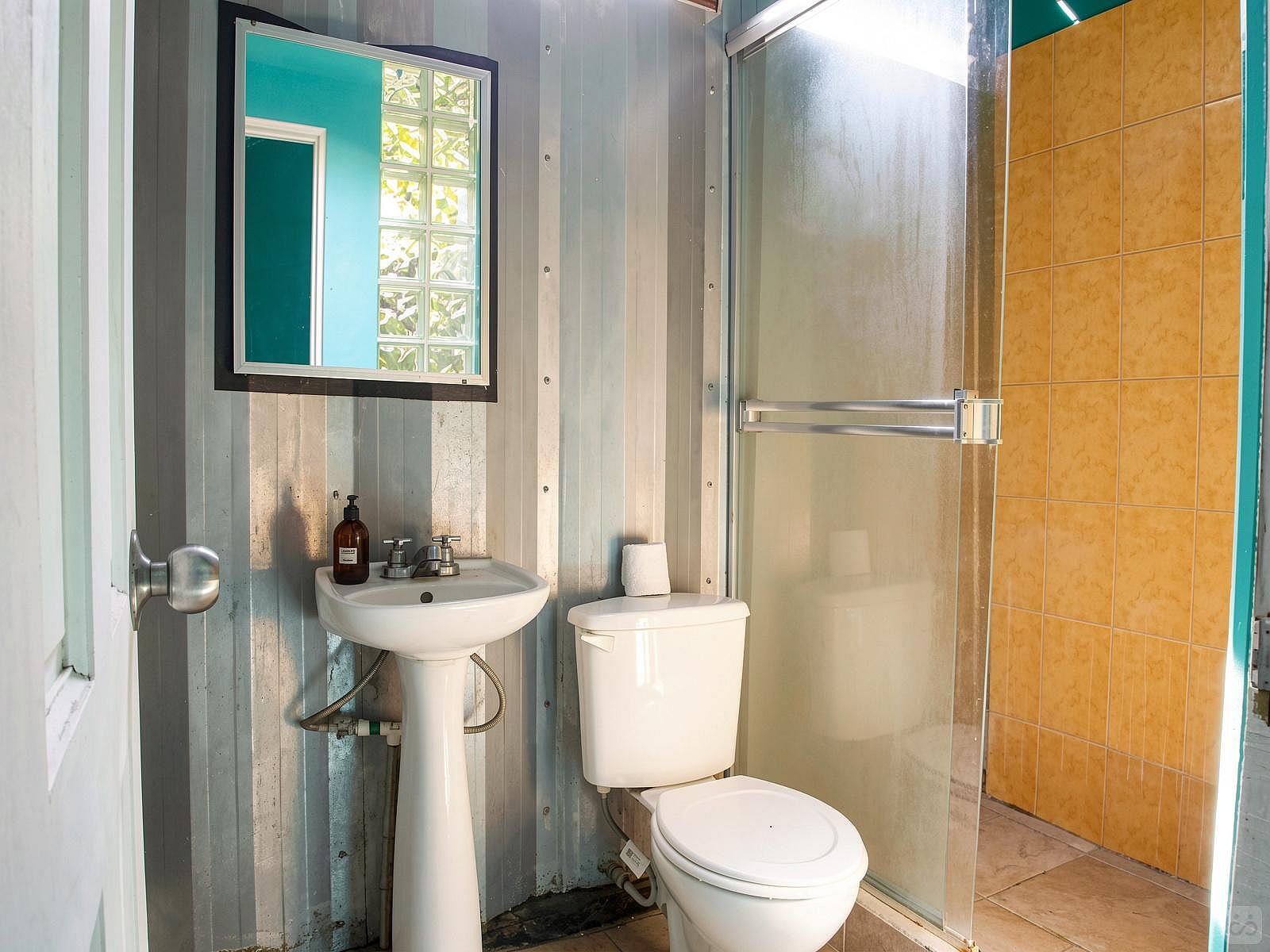 Hangar Room - Charming beach house near San Jose w/ yoga and surf club included. - Gallery - 29