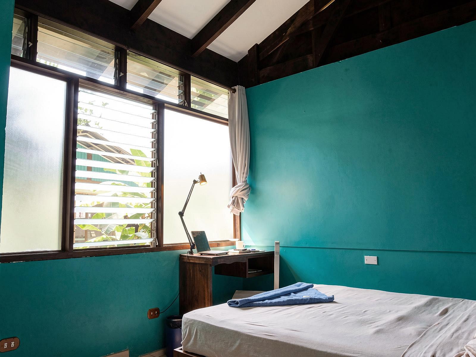Queen Room - Charming beach house near San Jose w/ yoga and surf club included. - Gallery - 27