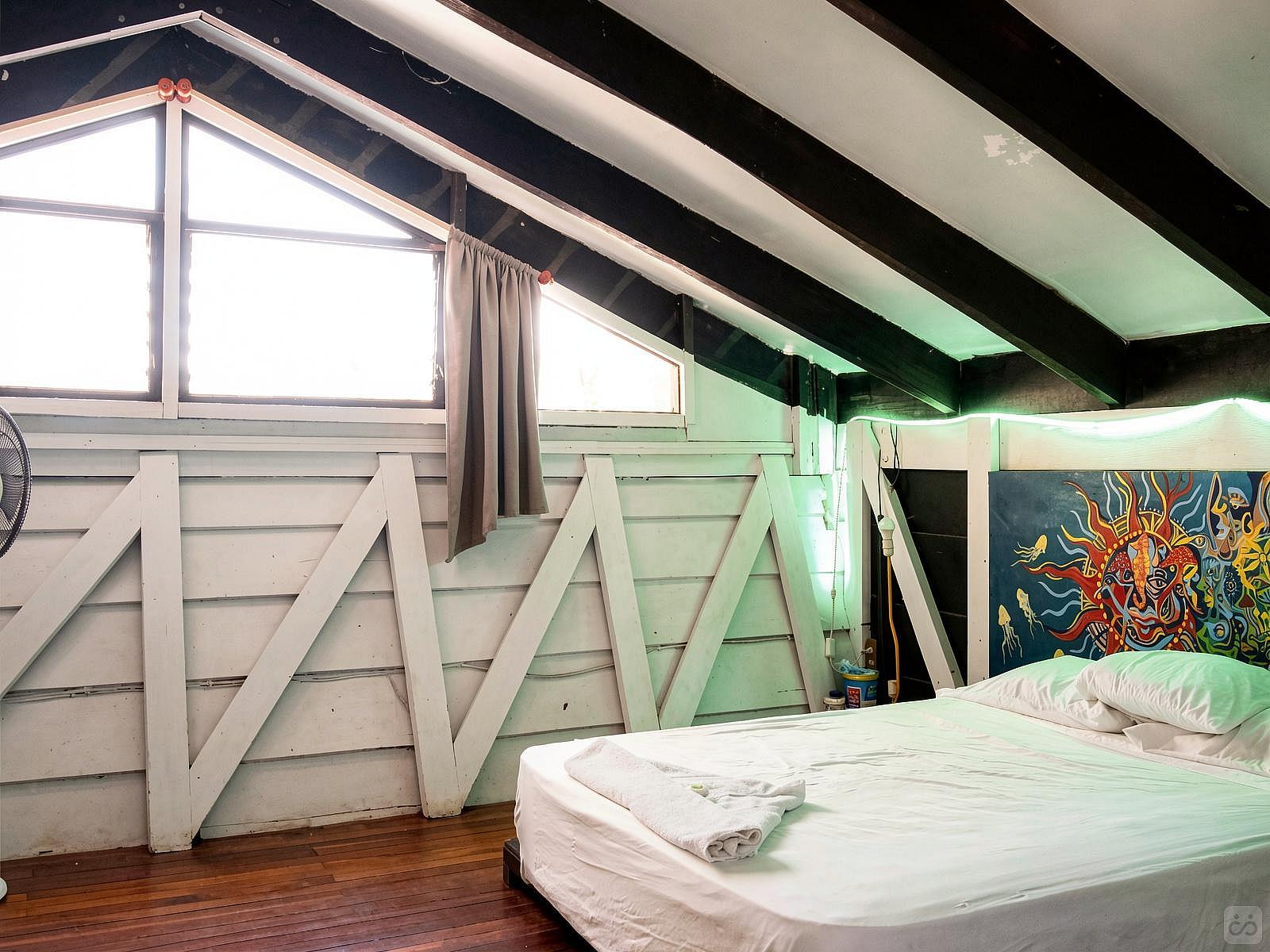 Loft Room - Charming beach house near San Jose w/ yoga and surf club included. - Gallery - 37