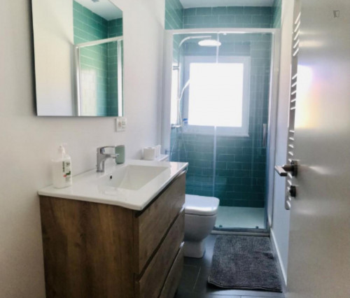 Cool double bedroom near Salamanca Professional College of Nursing  - Gallery -  5