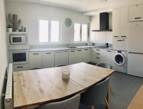 Cool double bedroom near Salamanca Professional College of Nursing  - Gallery -  3