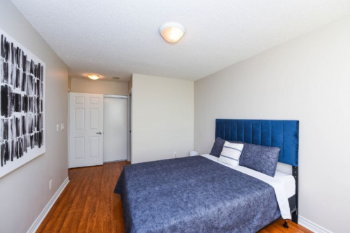PlanURstay – Business Condo Near Square One - Gallery - 33