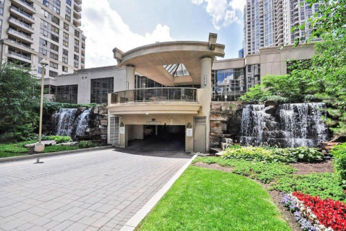 PlanURstay – Business Condo Near Square One - Gallery - 4