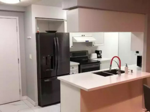 PlanURstay – Business Condo Near Square One - Gallery - 30