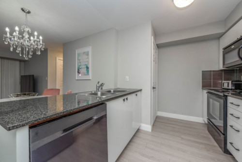 Burnhamthorpe Rd W Serviced Apartments - Gallery - 40