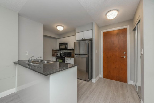 Burnhamthorpe Rd W Serviced Apartments - Gallery - 35